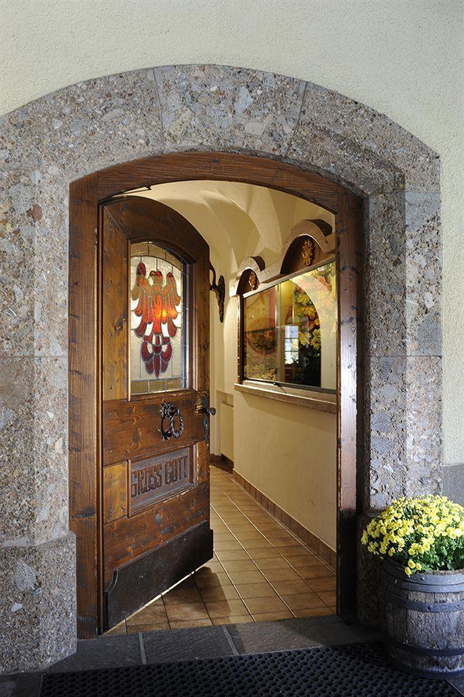 Gasthaus Sonne Tarrenz Exteriör bild