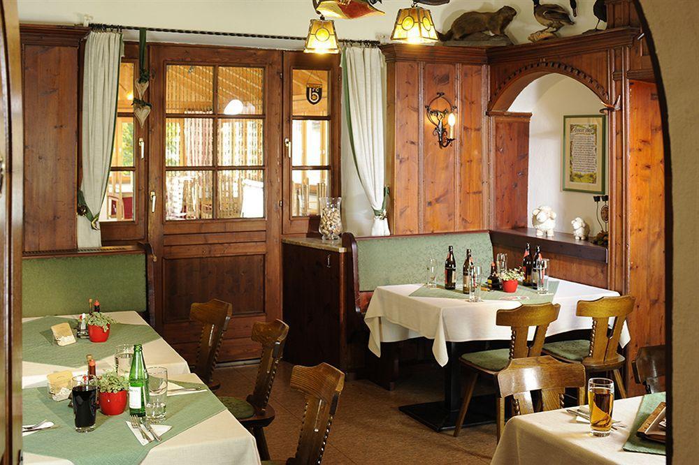Gasthaus Sonne Tarrenz Exteriör bild